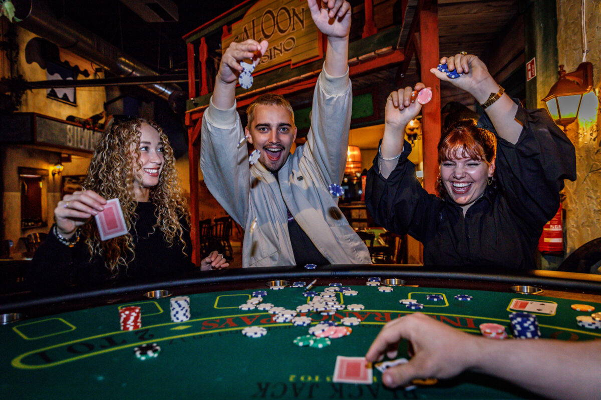 Experience VIP Casino Support Through Live Chat Asialive88